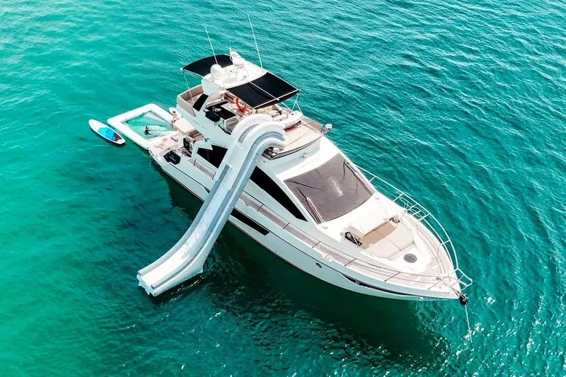 Cranchi 58