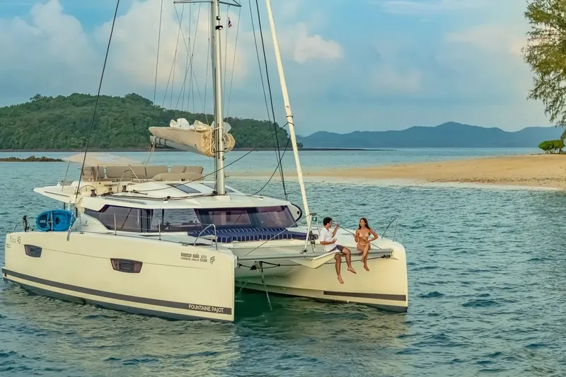 Fountaine Pajot 45