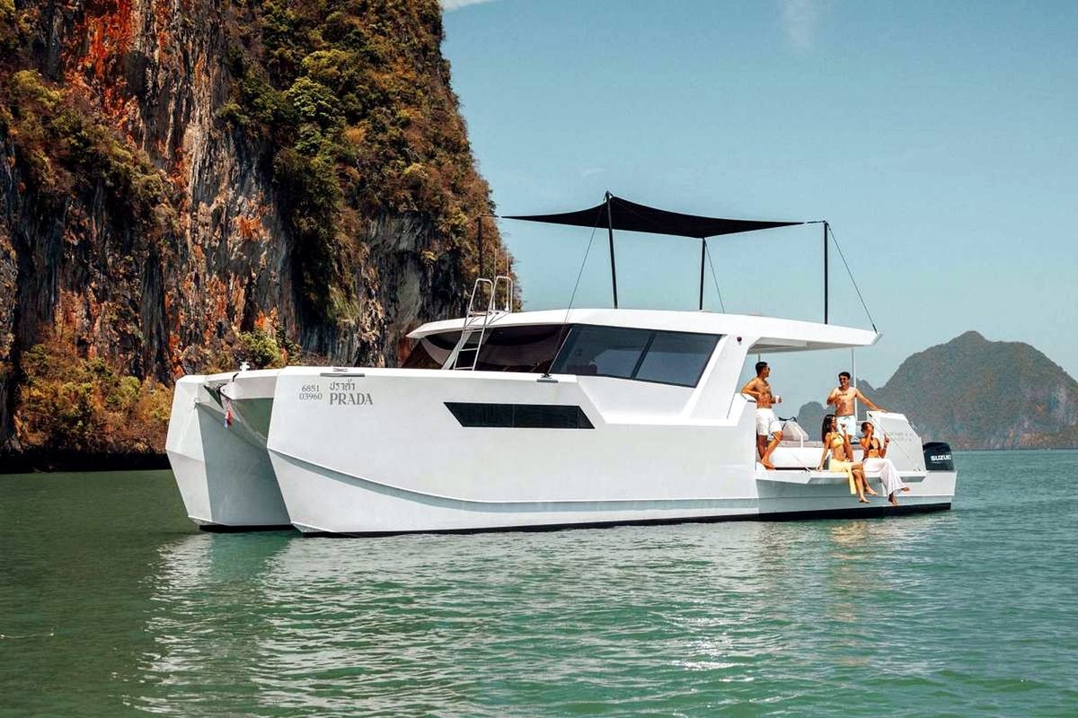 Prada 50 - private charter in Phuket