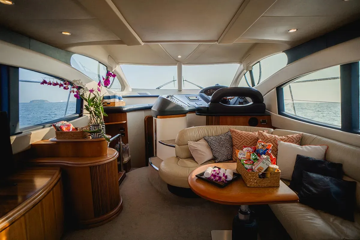 Azimut 46 photo 16