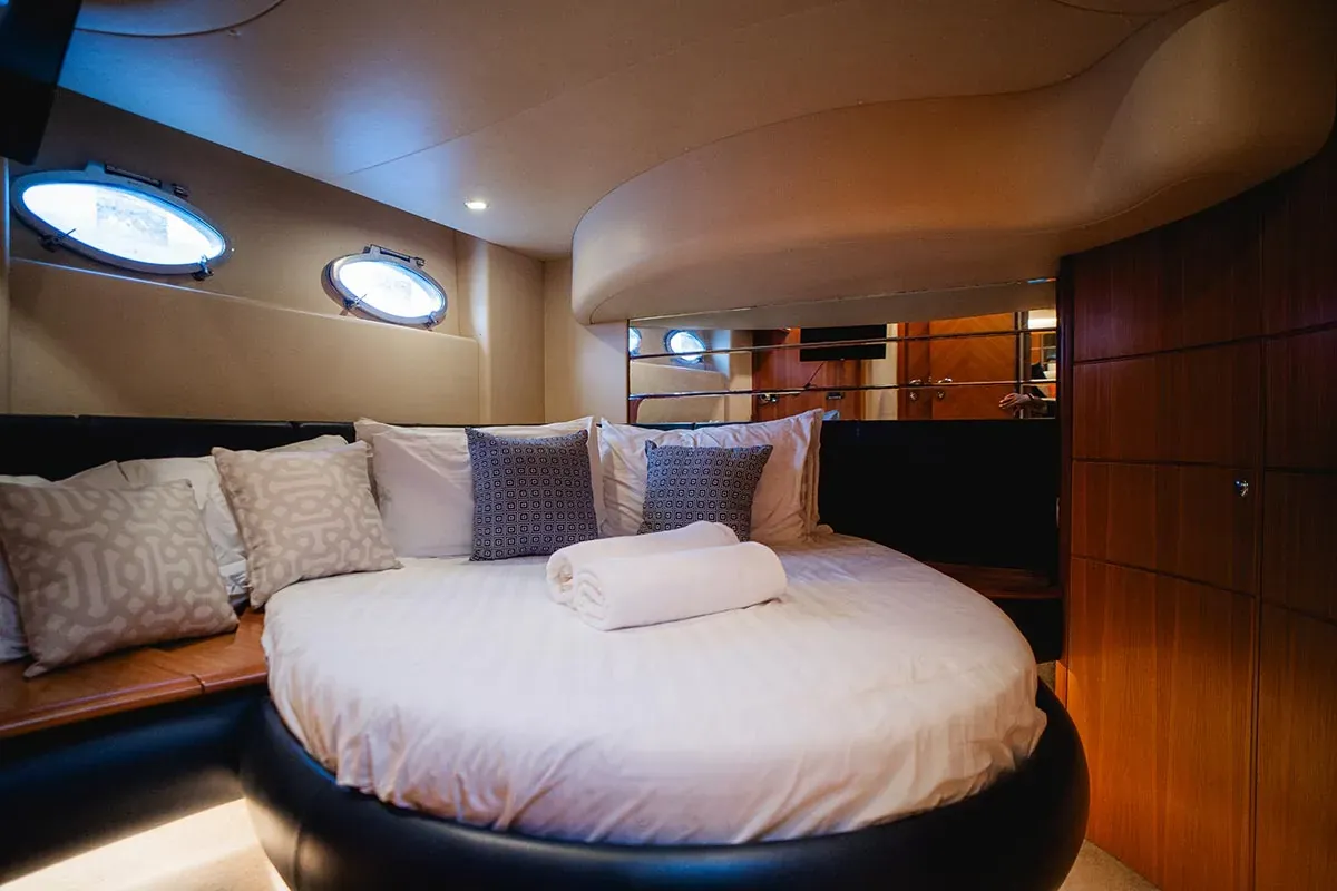 Azimut 46 photo 20