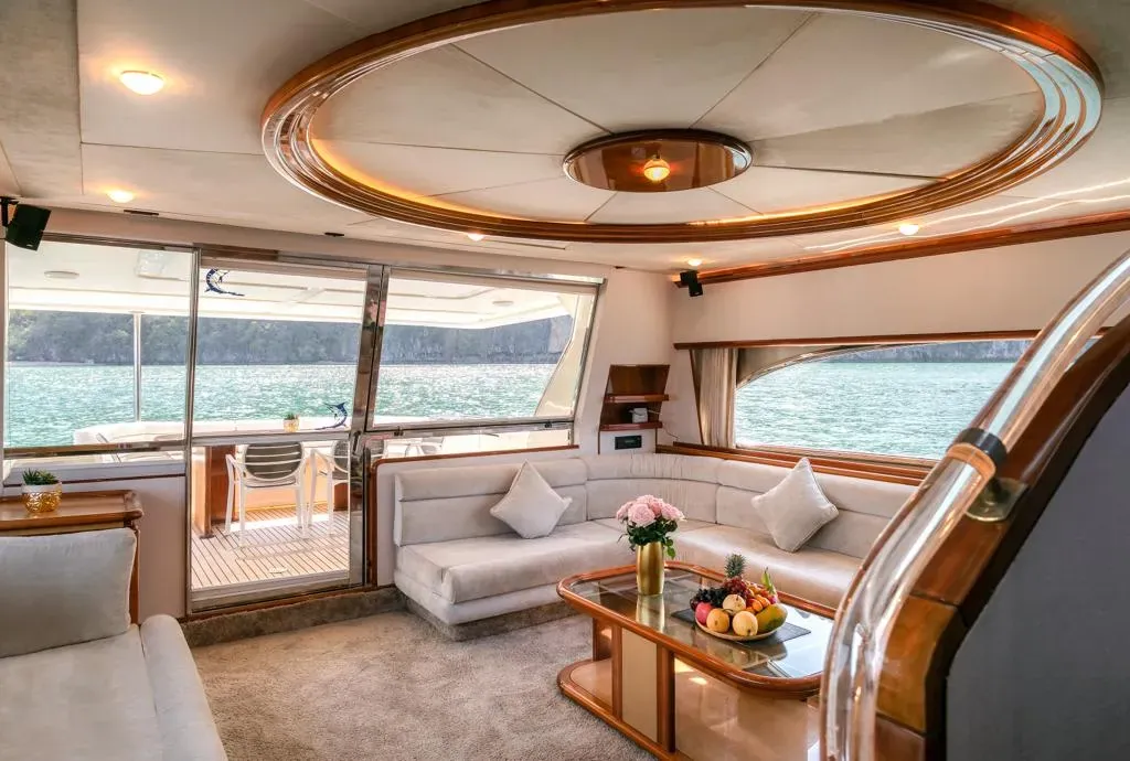 Ferretti 80 photo 14