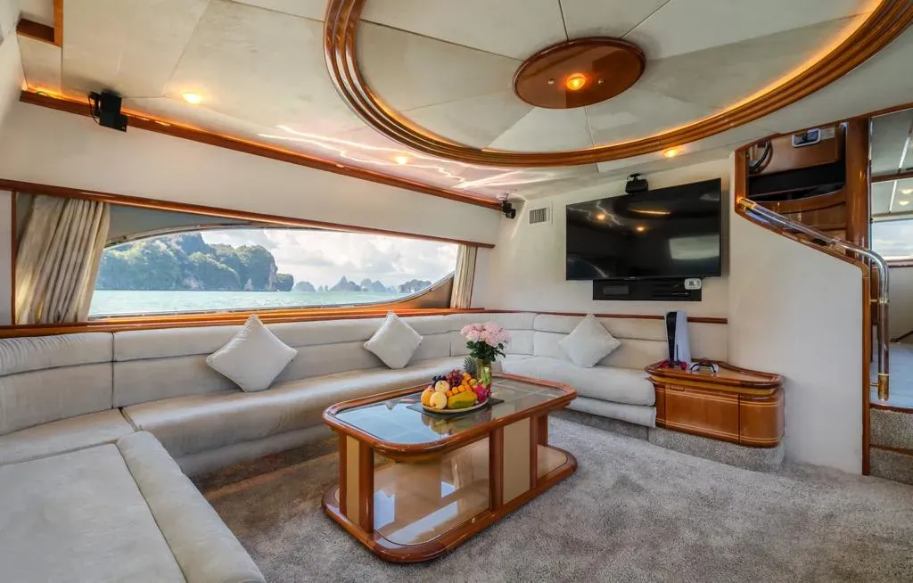 Ferretti 80 photo 15
