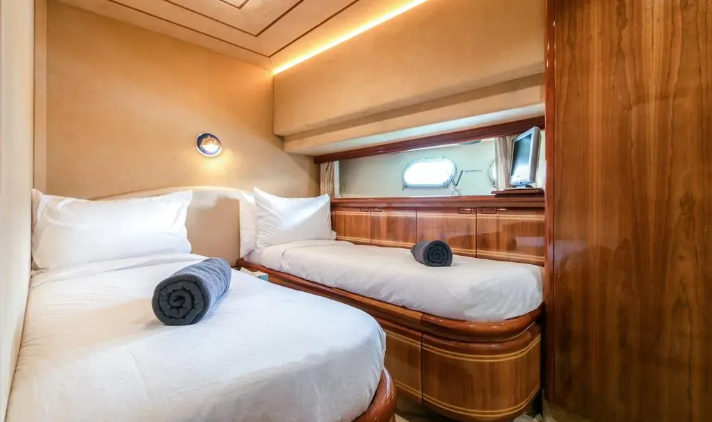 Ferretti 80 photo 25