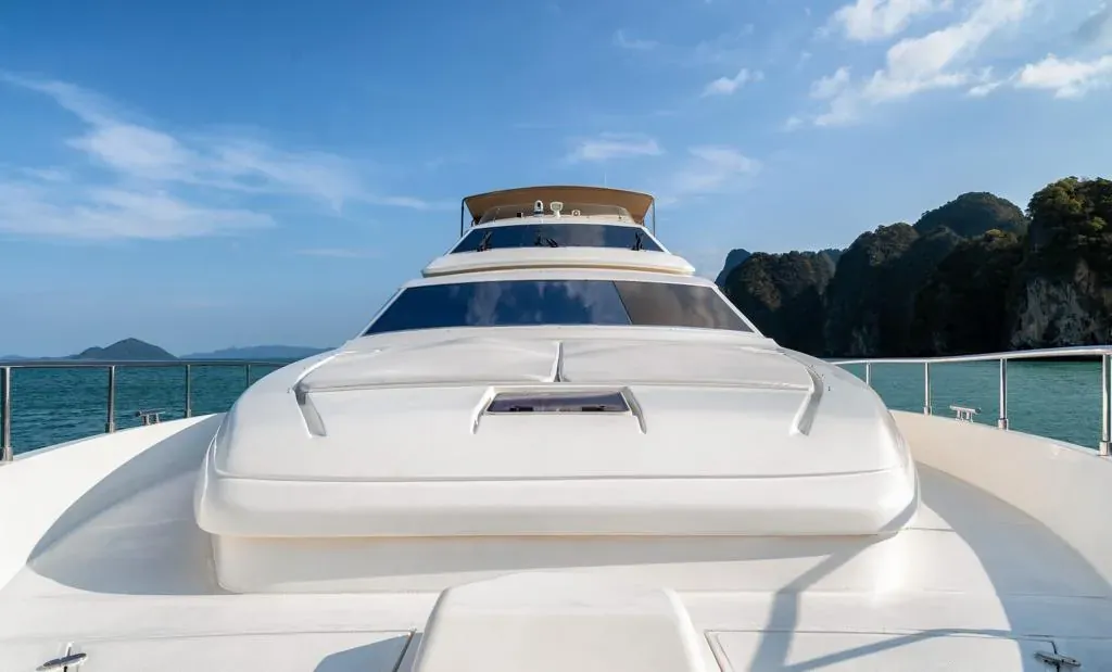 Ferretti 80 photo 8