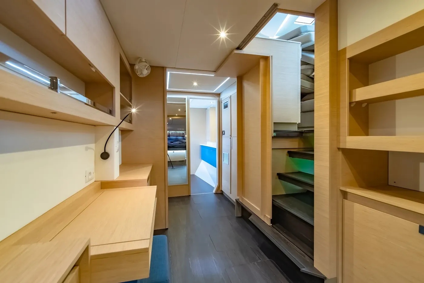 Fountaine Pajot 45 23