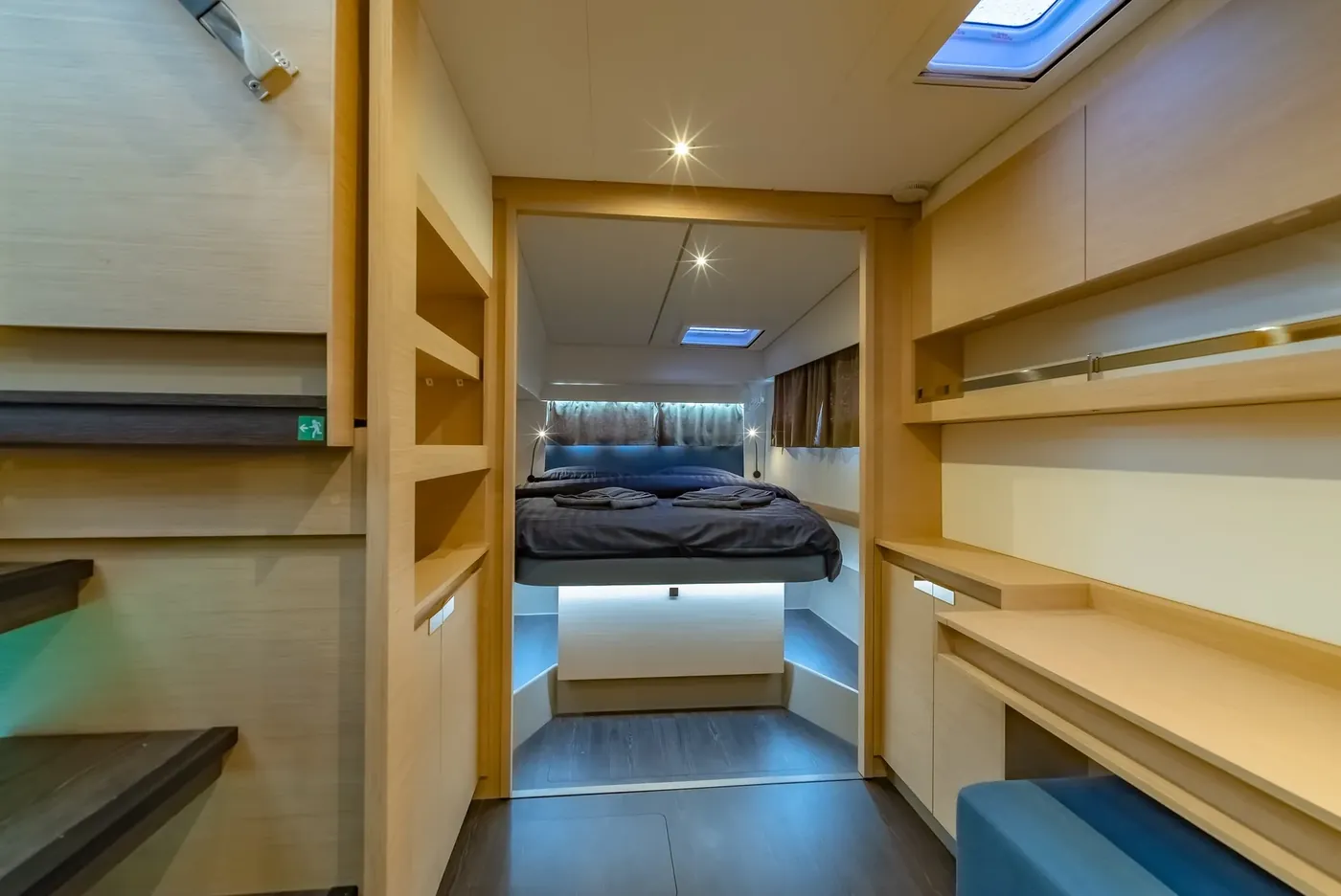 Fountaine Pajot 45 24