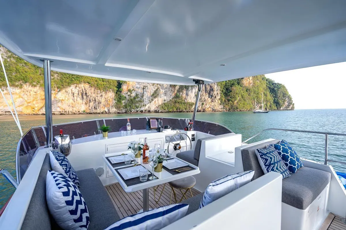 คาตามารัน Grand Banks 53 · Sambuca รูปที่ 25