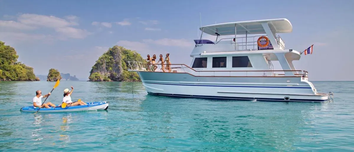 คาตามารัน Grand Banks 53 · Sambuca รูปที่ 6