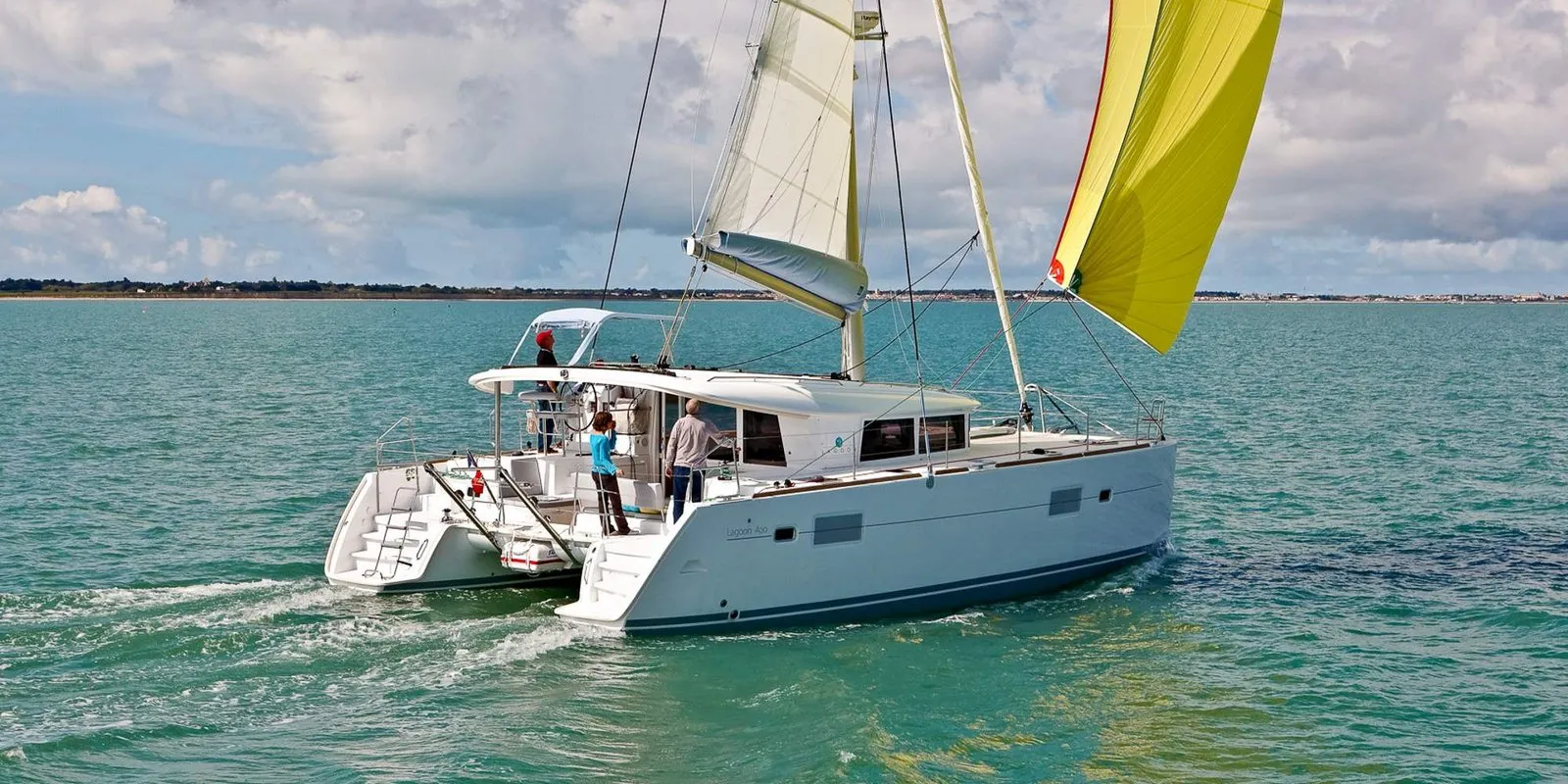Lagoon 400 photo 11