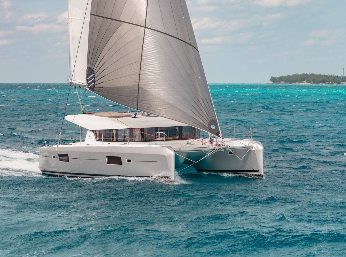 Lagoon 42 · Silver Moon photo 18