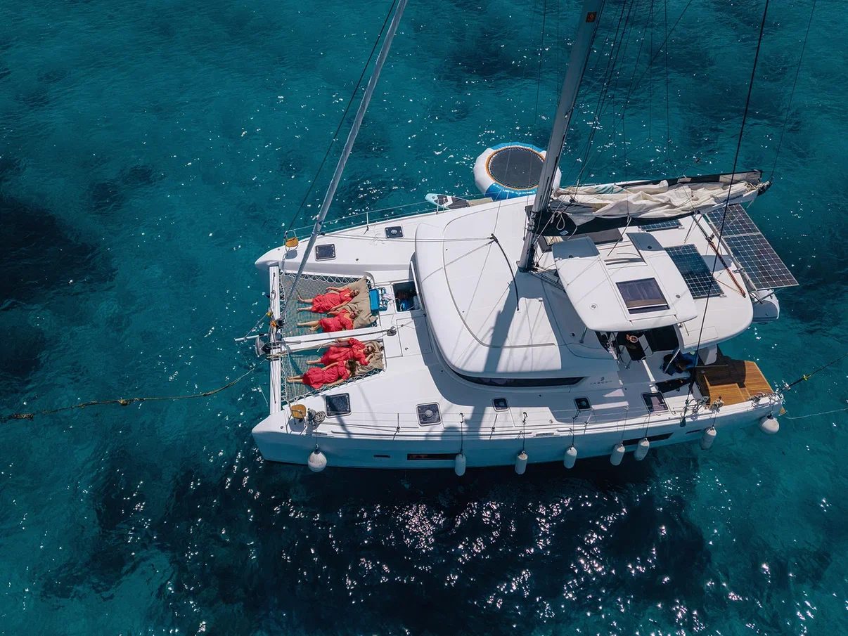 Lagoon 42 · Silver Moon photo 27