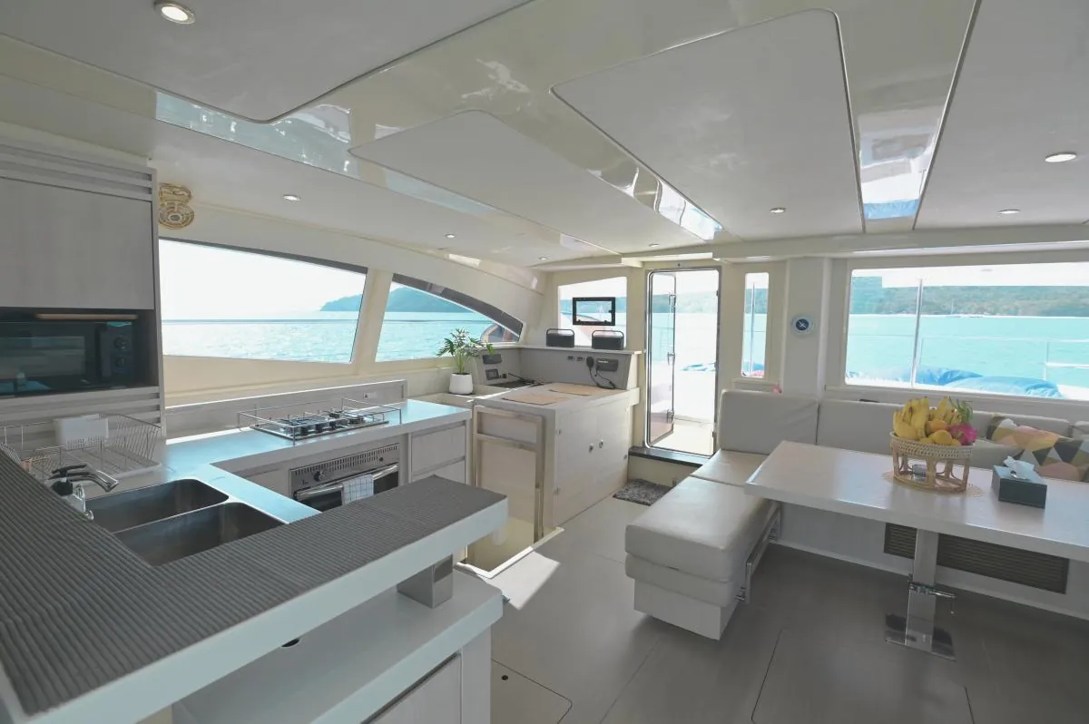 Leopard 51 · Boat Lagoon photo 12