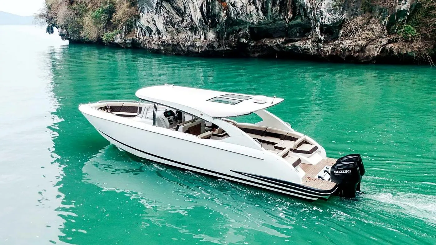 Luxury Cruiser photo 3