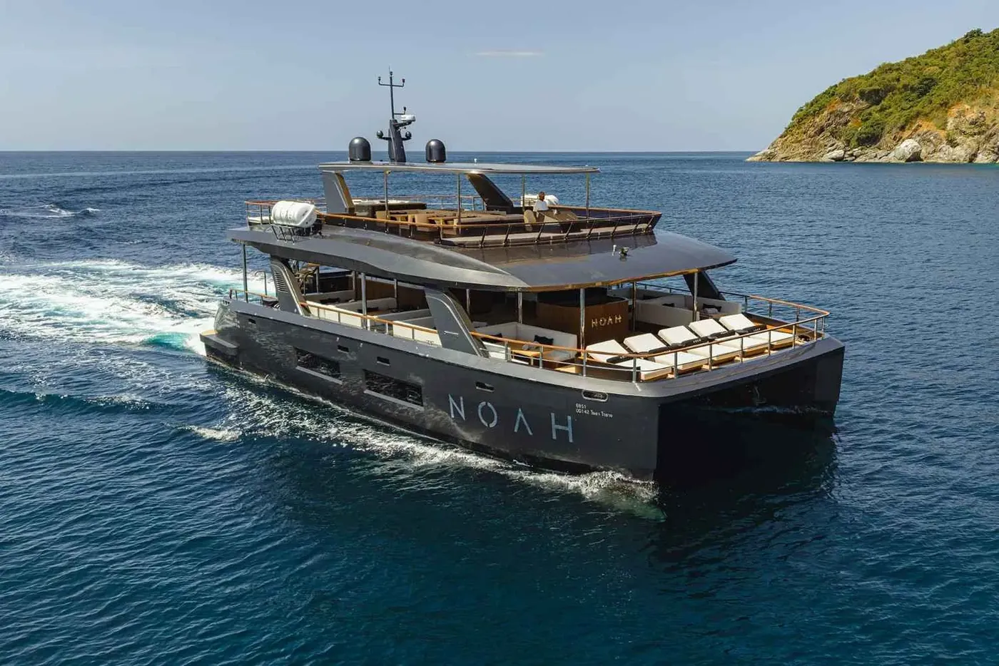 Power Catamaran 75 photo 1